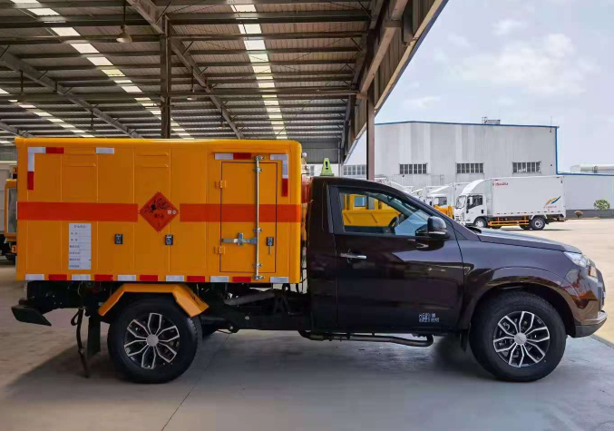 襄城爆破器材运输车的作用是什么